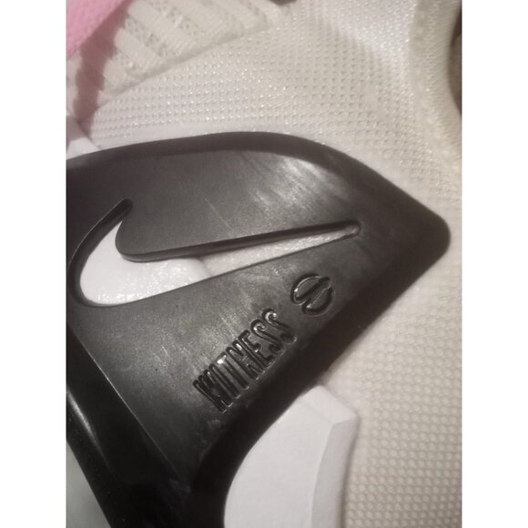 Men's Nike LeBron Witness 6 TB White Black Size 7.5 DO9843-100 2022 - Picture 13 of 16